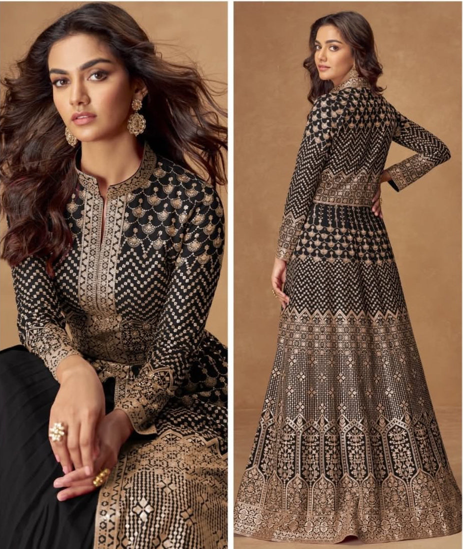 Matrut | Almirah Black Gown