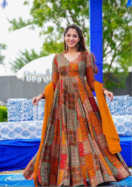 Matrut | Roshni Orange Gown