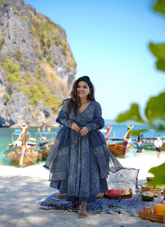 Matrut | Prakrati Dark Blue Anarkali Suit