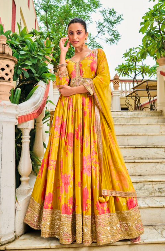 Matrut  | Blazing Orchid Yellow Gown