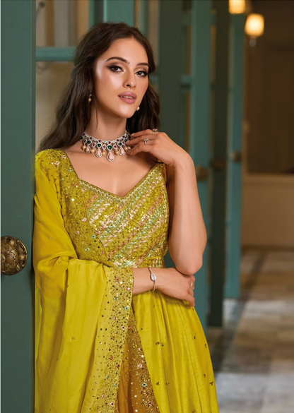 Matrut  | Onyx Mustard Yellow Gown