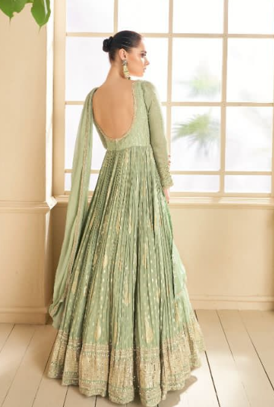 Matrut Clover Radiance Pista Green Gown