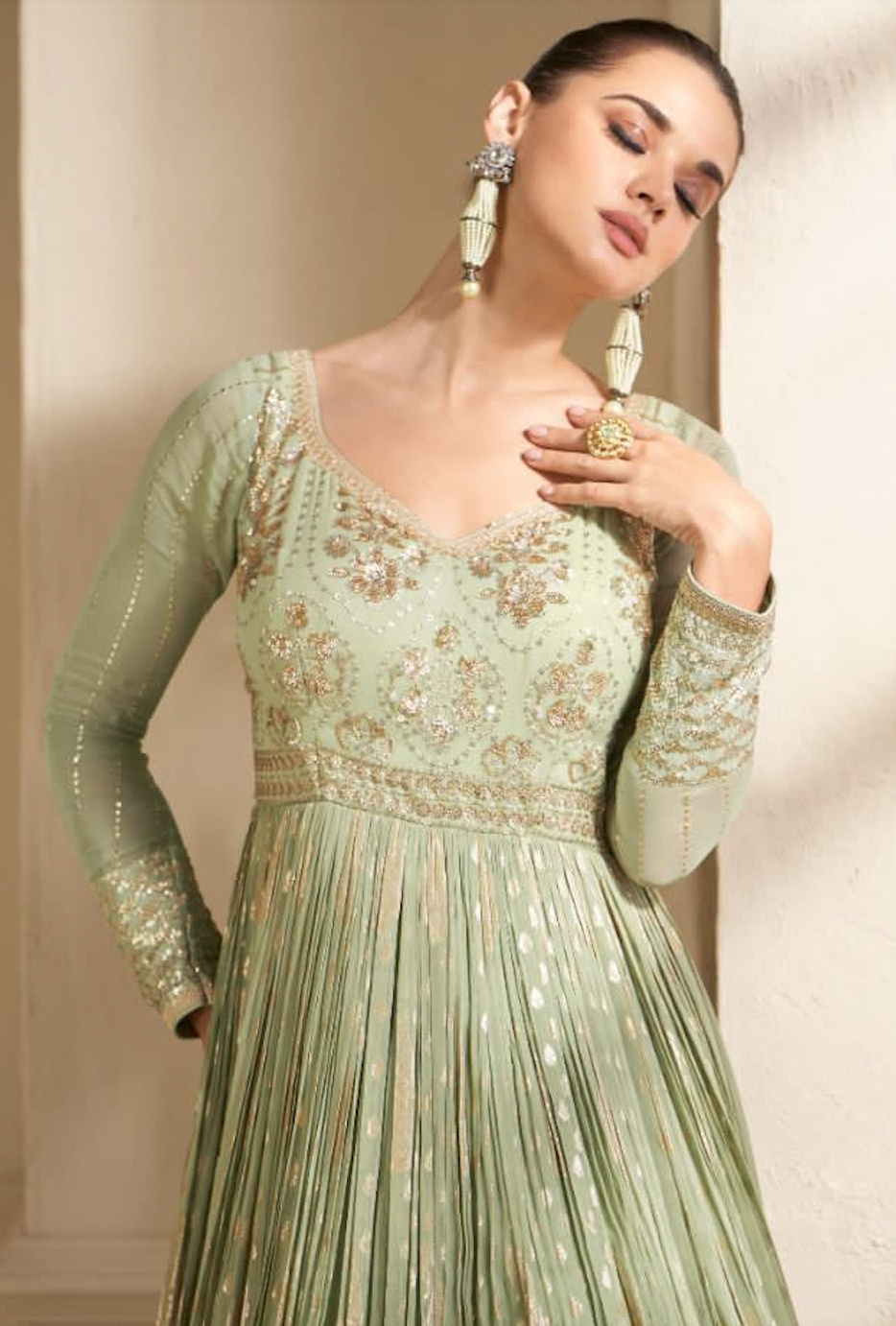 Matrut Clover Radiance Pista Green Gown