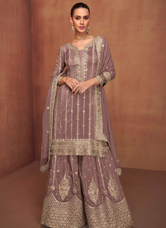 Matrut  | Luxe Eid Glow Mouse Color Suit