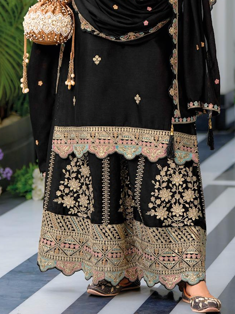 Matrut  | Sundus Charm Black Suit