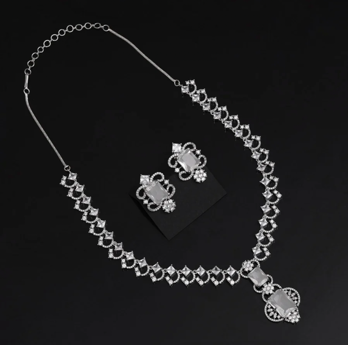 Matrut | Indo-western Necklace Set - IN343