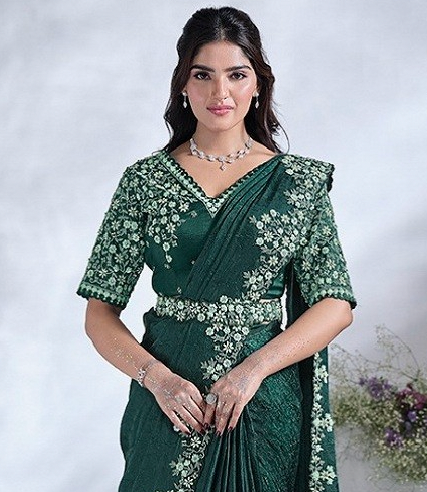 Matrut  | 1 min Saree Bottle Green Aura