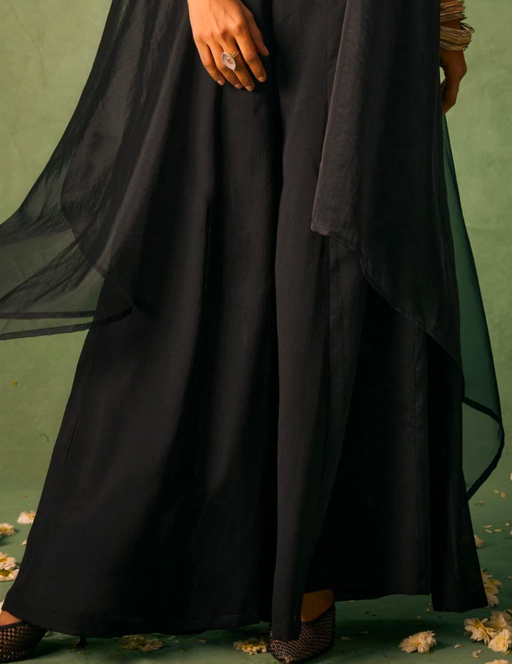 Matrut  |  Noble Empress Black Palazzo Set