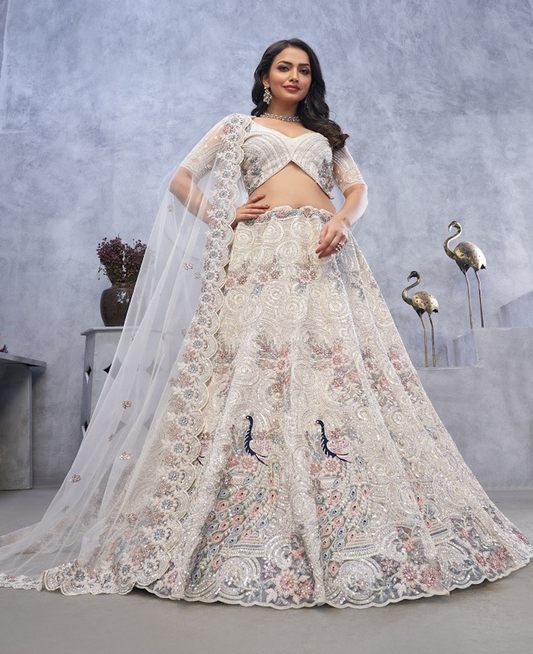 Matrut | Minaya White Lehenga Set