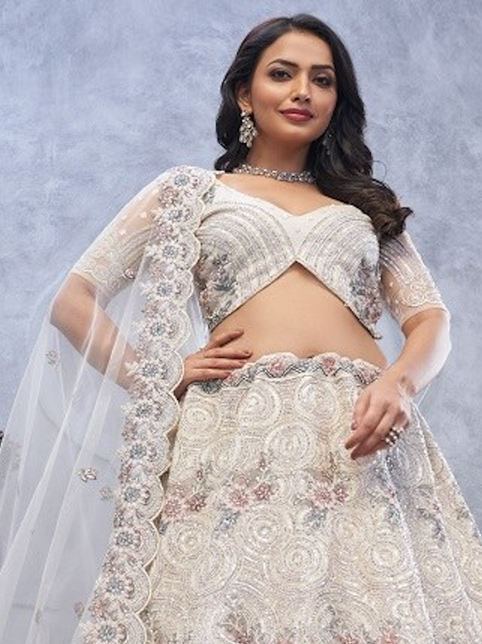 Matrut | Minaya White Lehenga Set