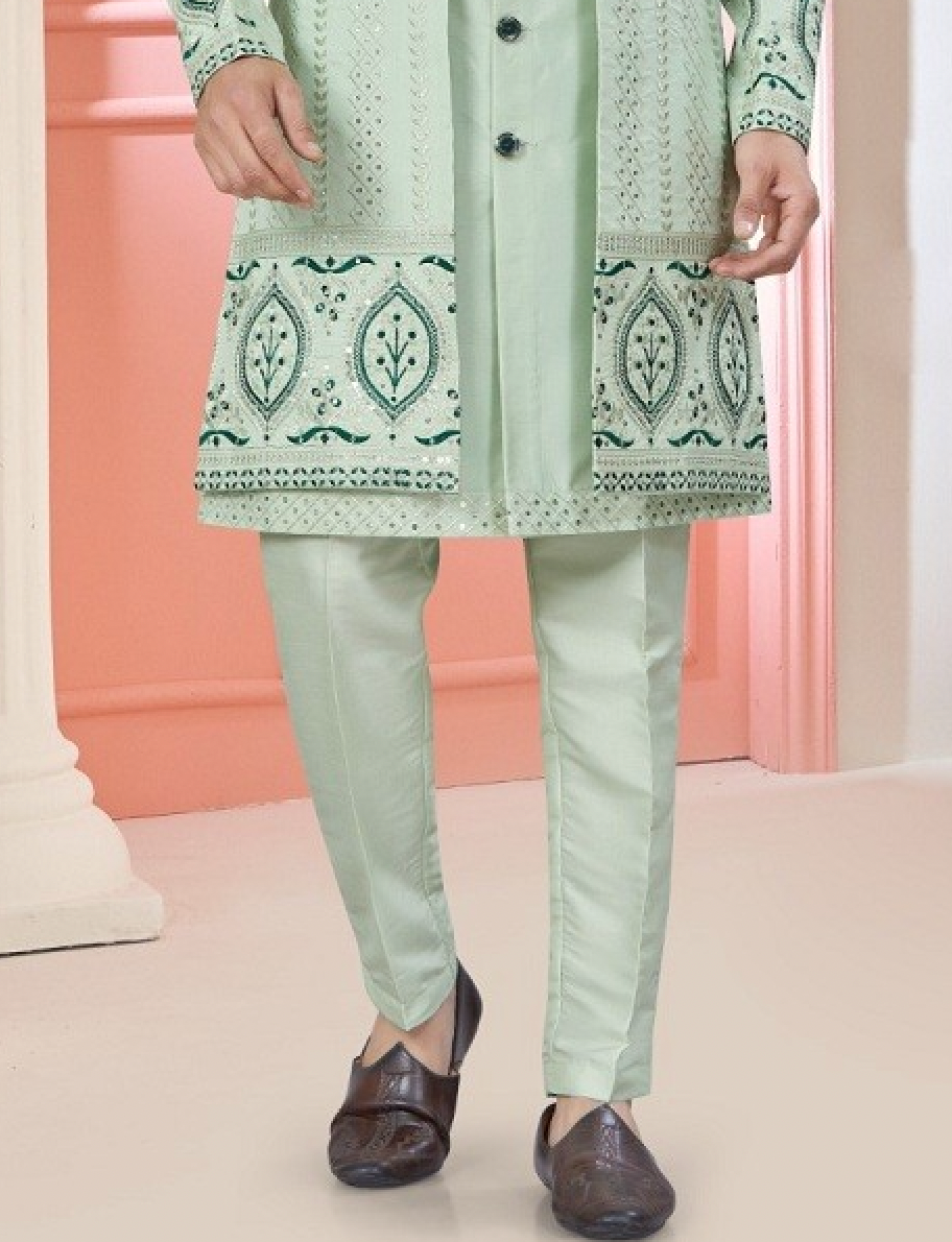 Matrut | King's Kutch Light Green Kurta Set