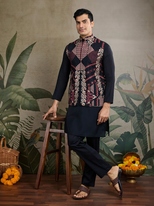 Matrut | Rajwadi Black Kurta Set