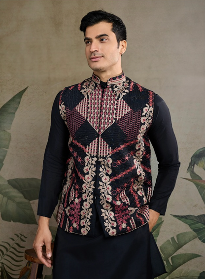 Matrut | Rajwadi Black Kurta Set