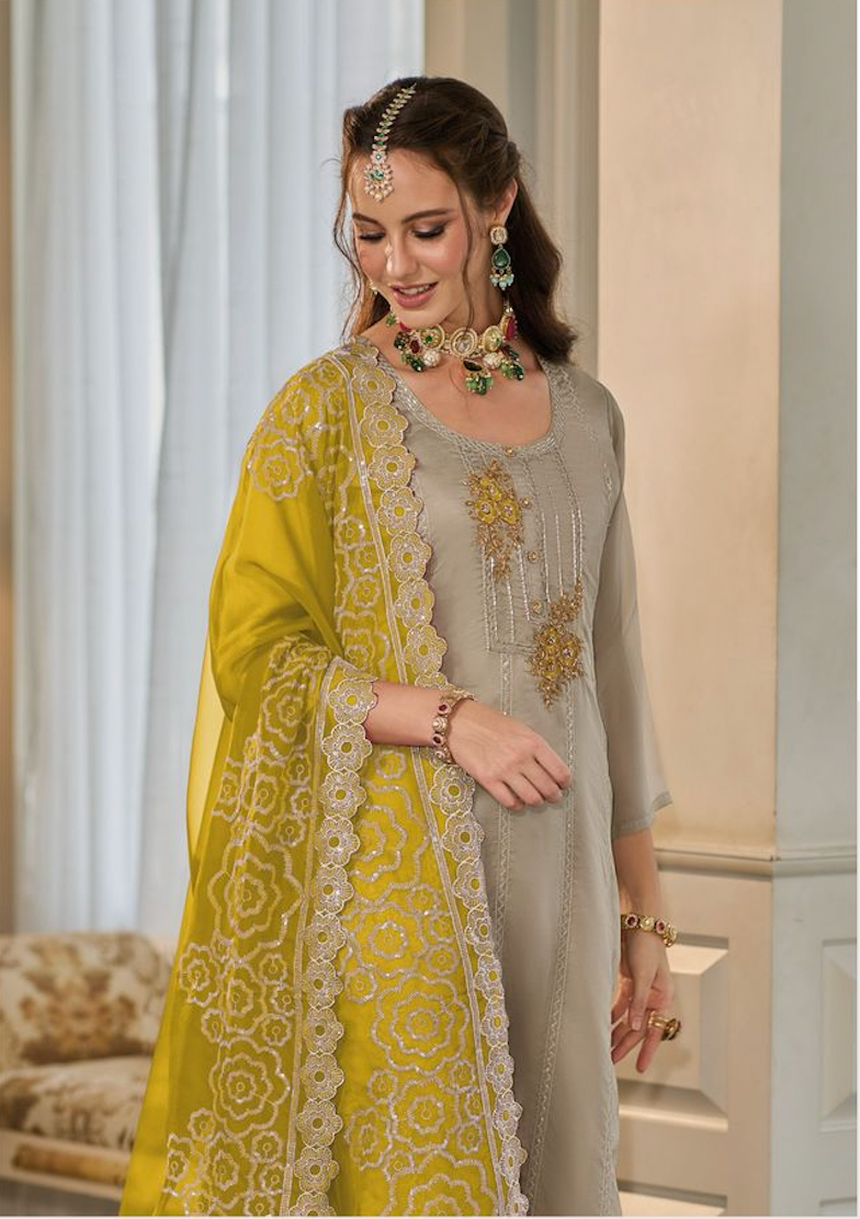 Matrut | Kahira Yellow Straight Suit