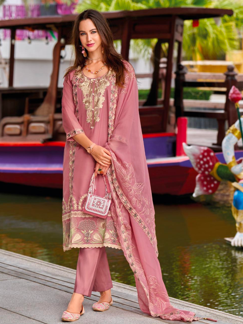 Matrut  | Silent Roar Pink Straight Suit