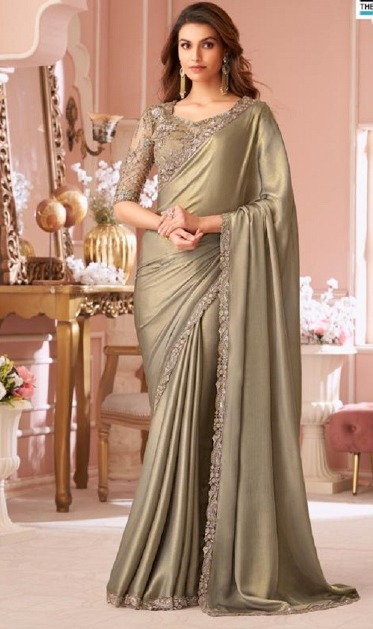 Matrut | Rouge Radiance Golden Saree