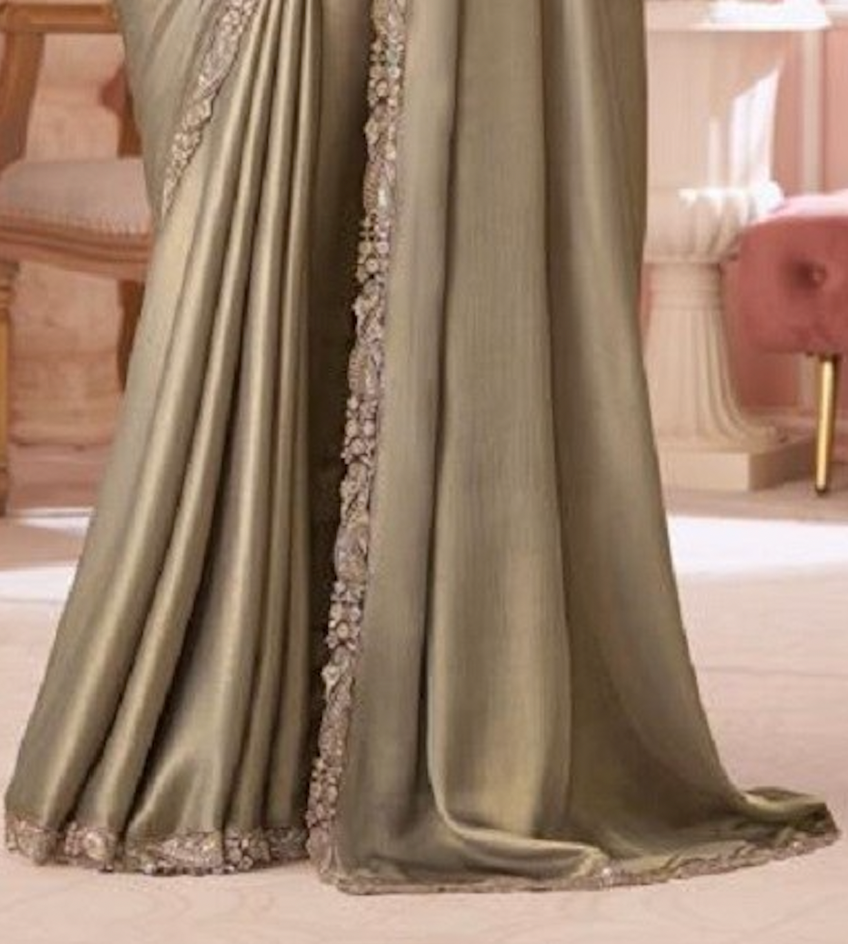Matrut | Rouge Radiance Golden Saree