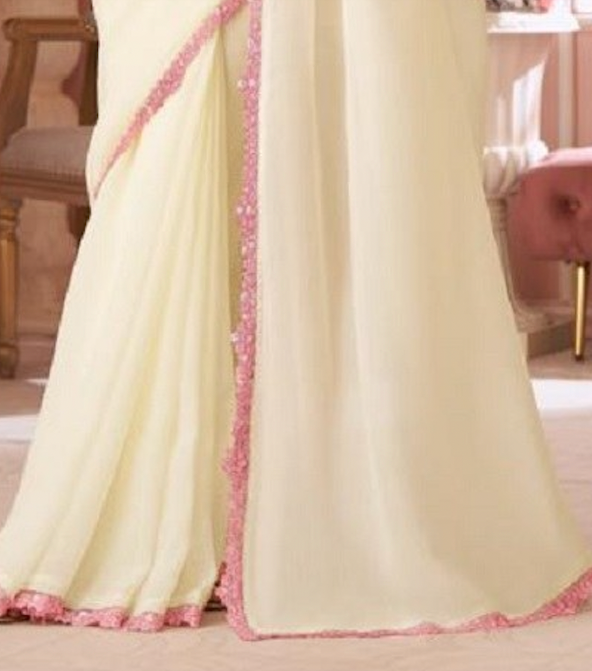Matrut | Rouge Radiance Off-white Saree