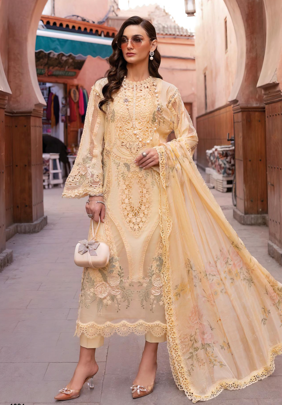 Matrut  |  Maria Voyage Beige Suit
