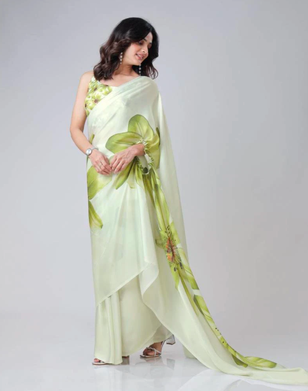 Matrut  |  Soft Blush Green Freehand Saree