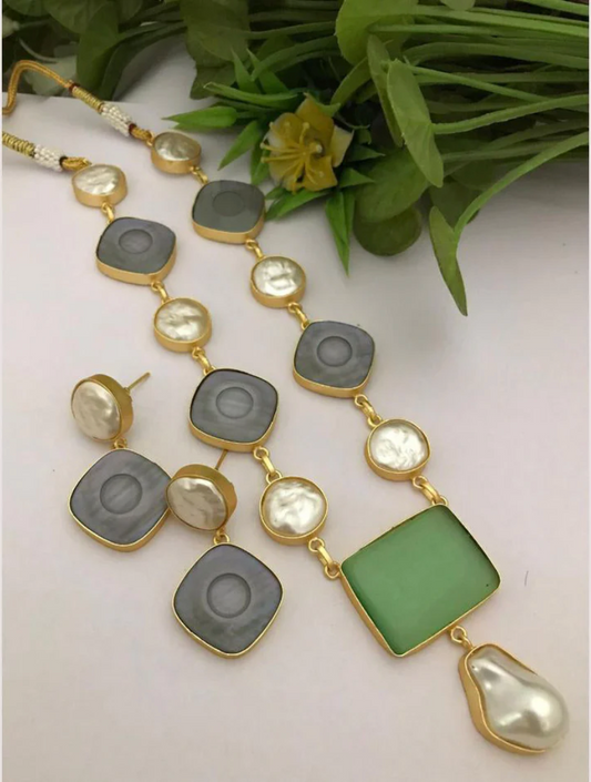 Matrut | Ethnic Necklace Set - M392