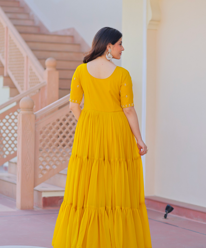 Matrut | Fly High Yellow Gown
