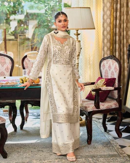 Matrut  | Glintera White Straight Suit