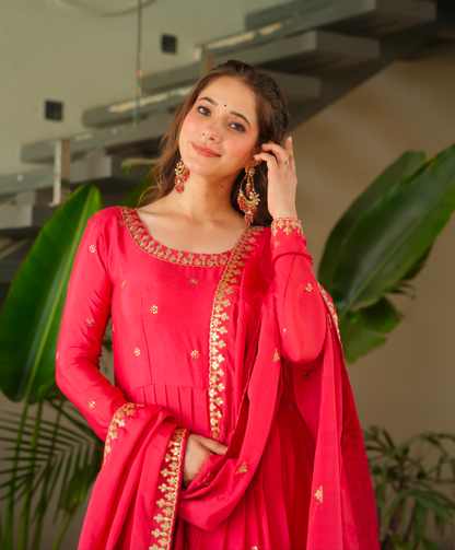 Matrut | Senori Red Gown