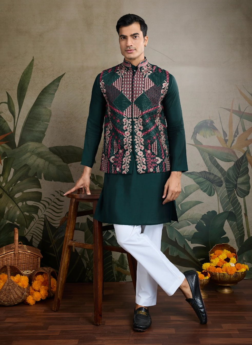 Matrut | Rajwada Green Kurta Set