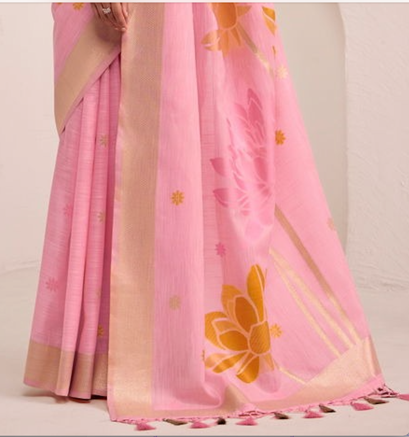 Matrut | Dinamic Baby Pink Saree