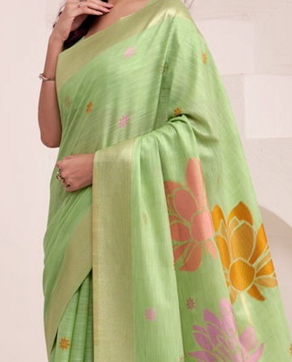 Matrut | Dinamic Parrot Green Saree