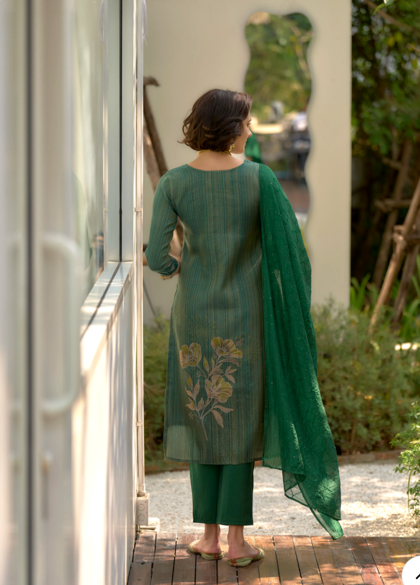 Matrut | Divine Bliss Green Straight Suit