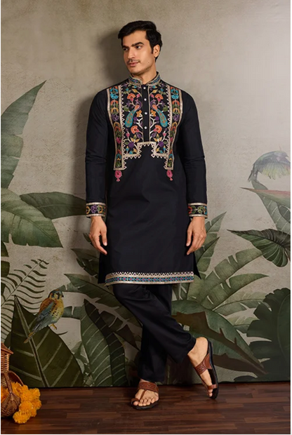 Matrut | Jhankaar Black Kurta Set