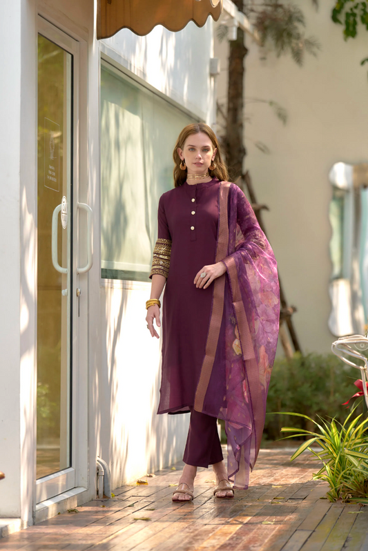 Matrut | Divine Bliss Wine Straight Suit