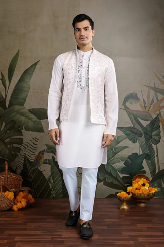 Matrut | Shaan Off-white Kurta Set