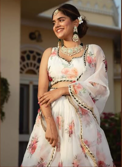 Matrut | Darling White Floral Lehenga