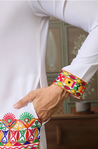 Matrut | Raas White Kurta Set