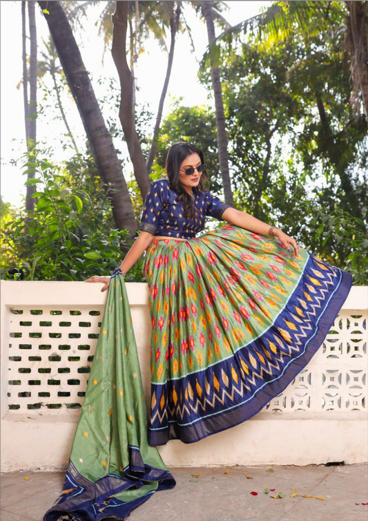 Matrut | Yuvti Navy Multicolor Lehenga - 01
