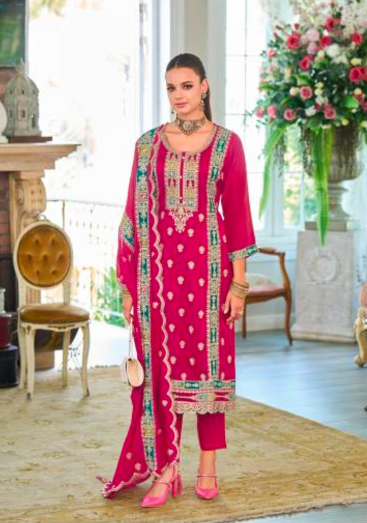 Matrut | Noura Rani Pink Straight Suit