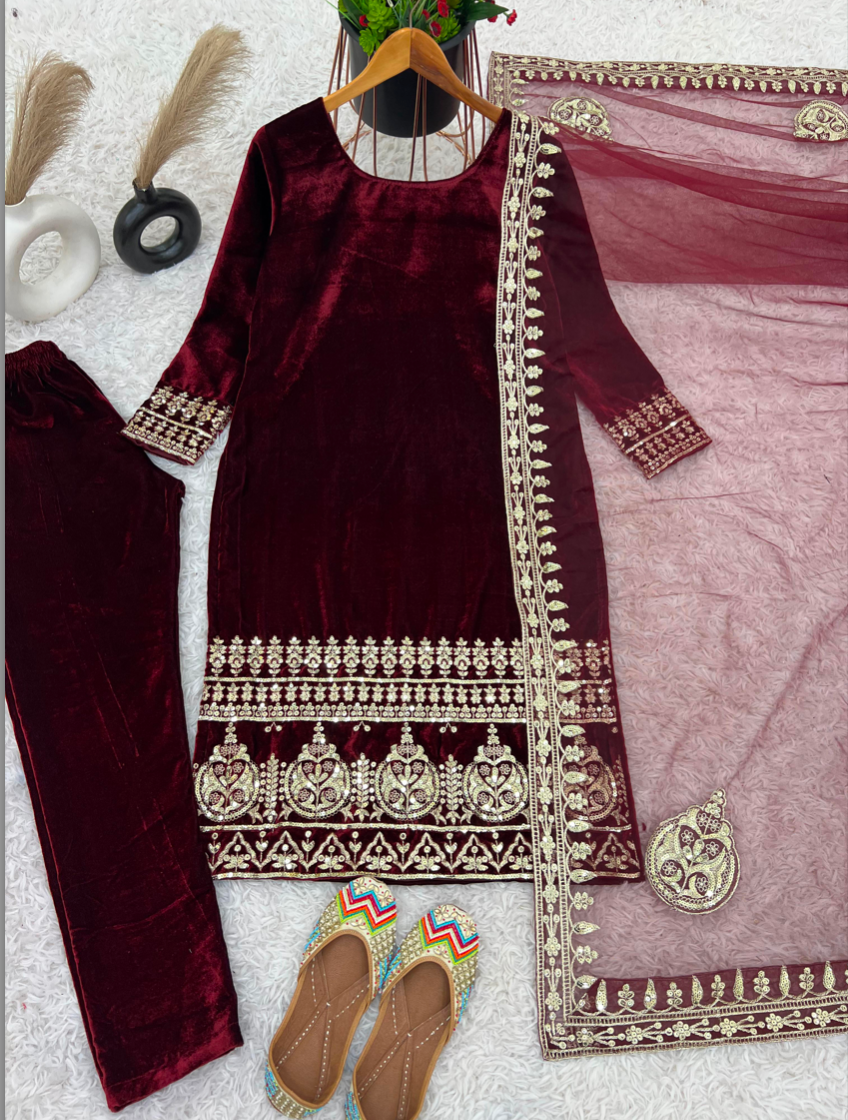 Matrut  | Sakhi Burgundy Straight Suit