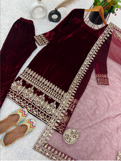 Matrut  | Sakhi Burgundy Straight Suit