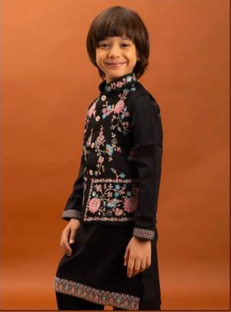 Matrut | Clleora Black Boy Kurta Set