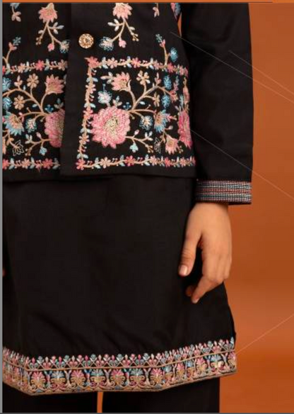 Matrut | Clleora Black Boy Kurta Set