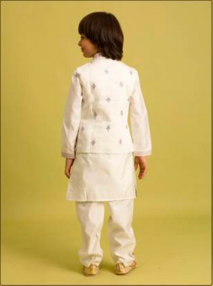 Matrut | Clleora White Boy Kurta Set