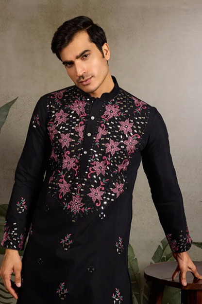 Hasta Black Kurta Set