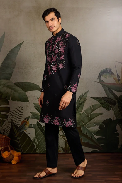 Hasta Black Kurta Set