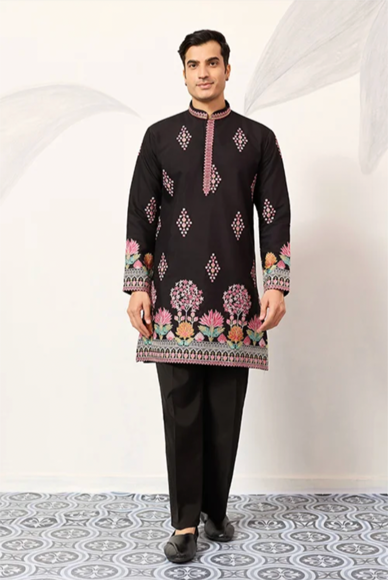 Muhrat Black Kurta Set