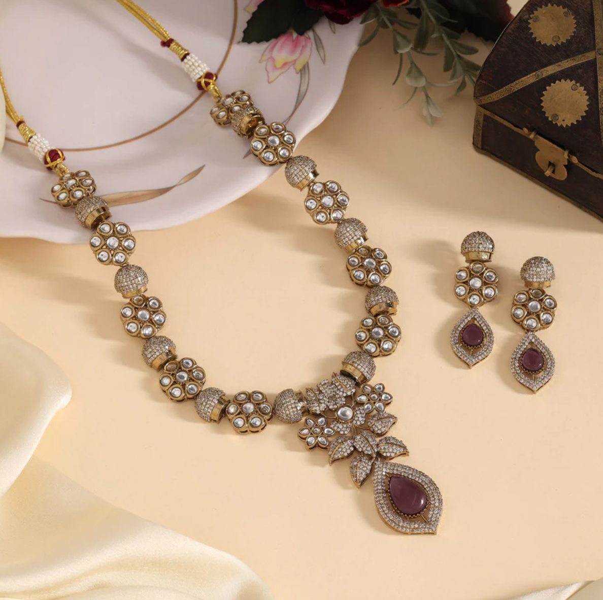 Matrut | Ethnic Necklace Set - M374