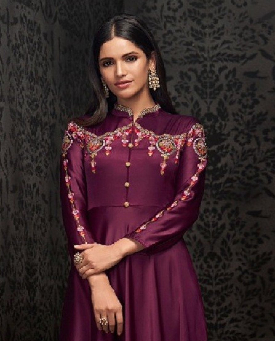 Matrut | Sara Silque Wine Gown