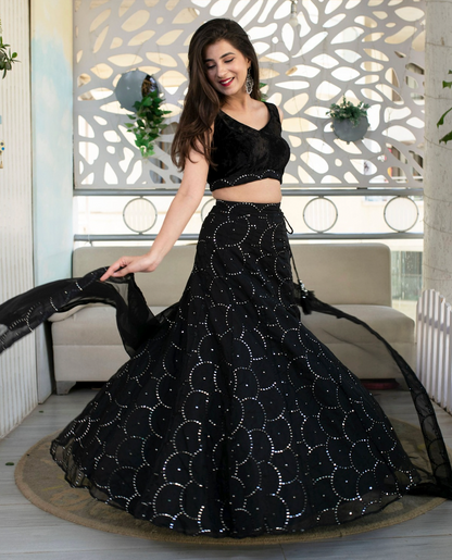 Matrut | Amber Blaze Black Lehenga
